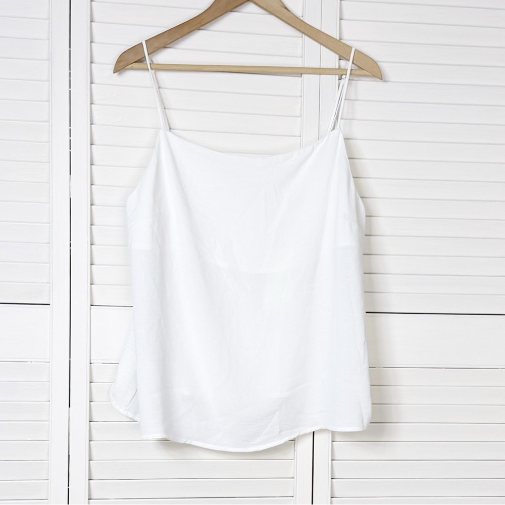 Pleione white button-back cami tank top